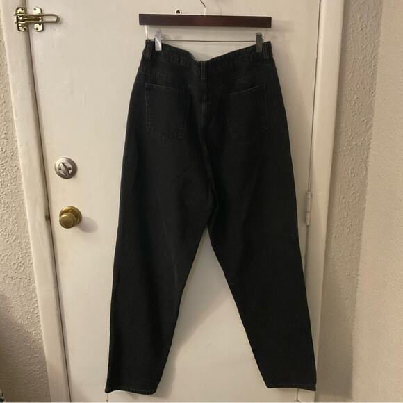 PrettyLittleThing Black High Rise Mom Jean 12 NEW Classic Preppy Normcore Casual - Picture 1 of 9